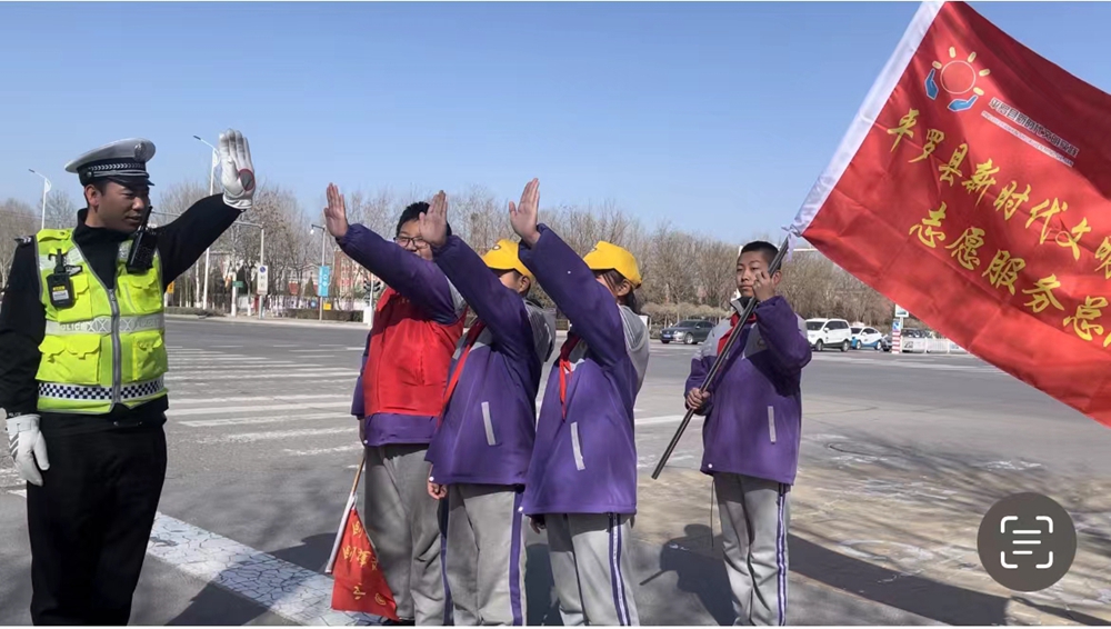 主題：黨建帶隊建 踐行雷鋒精神 爭做新時代好少年 主辦 ：平羅縣城關(guān)第八小學(xué)  時間：2023.3 (7).jpg