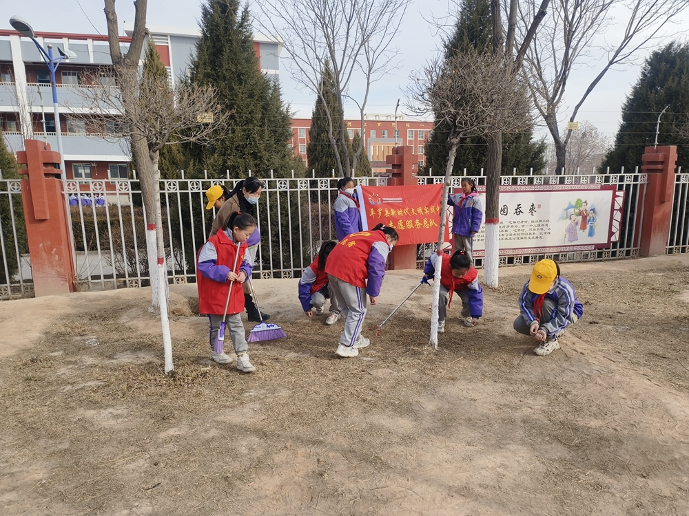 主題：學(xué)雷鋒 做雷鋒志愿服務(wù)活動    單位：平羅縣城關(guān)第八小學(xué)  時間：2023.3 (3).jpg