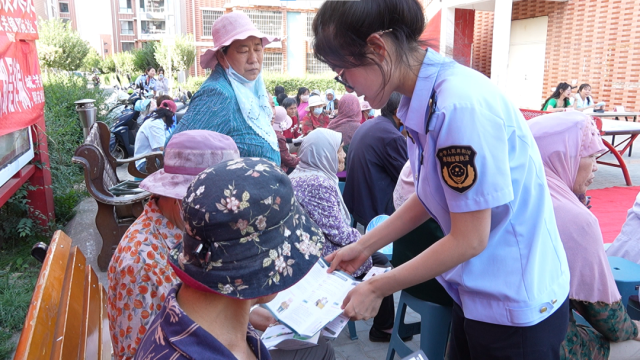 全國藥品安全宣傳周丨平羅縣：藥品安全進(jìn)社區(qū) 科普服務(wù)暖民心